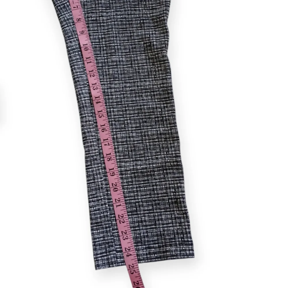 ANNE KLEIN WOMEN'S STRETCH DRESS  CHECKERED PANTS. SIZE 10P. - Picture 6 of 15